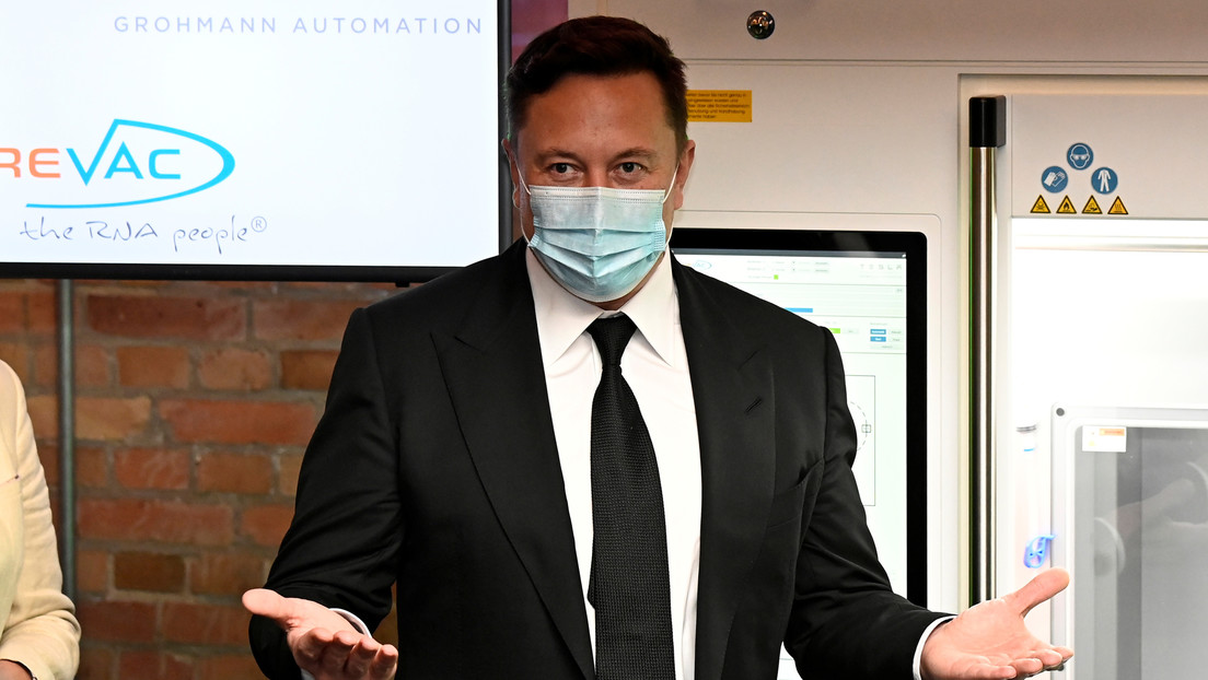 "Algo extremadamente falso está sucediendo": Musk se hace cuatro pruebas de covid-19 en un mismo día y da positivo solo en dos