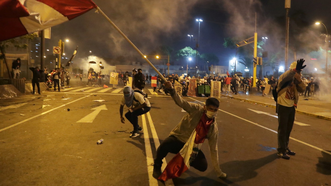 Muere un segundo joven herido de bala durante las protestas en Perú contra Manuel Merino