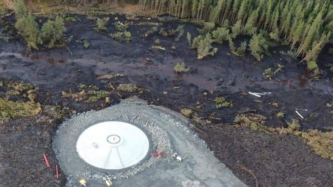VIDEO: Un paisaje entero con árboles resbala por una ladera tras un deslizamiento de turba