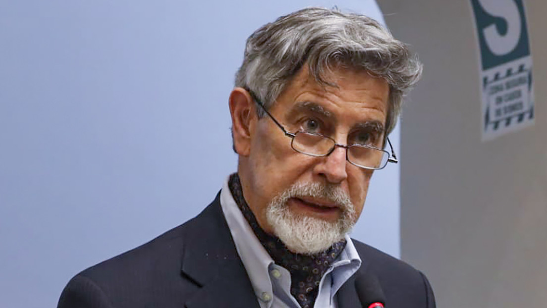 Congreso de Perú elige a Francisco Sagasti como nuevo presidente interino