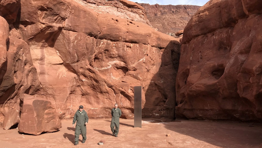 Más pistas para resolver el misterio: un artista muerto podría ser quien inspiró el "extraño" monolito del desierto de Utah