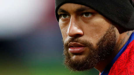 VIDEO: Neymar se asusta con una broma pesada con una máscara de Halloween en plena transmisión en Twitch