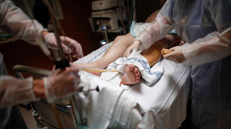 Advierten que la actual ola de covid-19 podría no ser la última en Europa