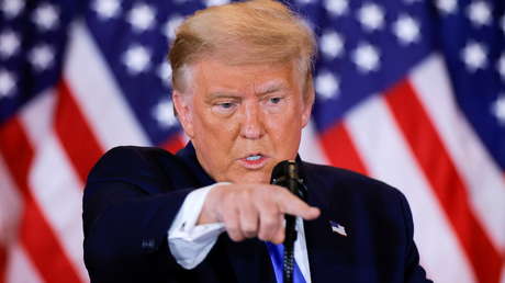 "Muy raro": Trump afirma que lideraba en muchos estados clave, pero luego "uno por uno desaparecieron mágicamente" con el conteo de papeletas sorpresa