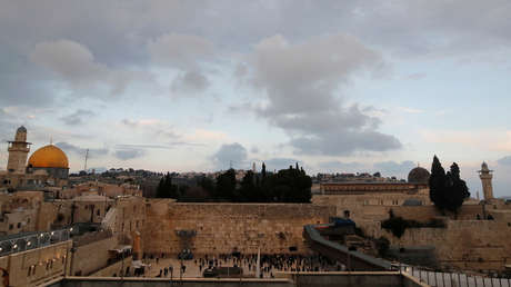 Encuentran cuatro monedas de oro milenarias cerca del Muro de las Lamentaciones