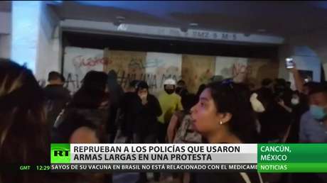 México: Reprueban a los policías que dispararon al aire durante una protesta