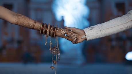 Una pareja de novios se ahoga mientras intentaba recrear la famosa escena de 'Titanic'