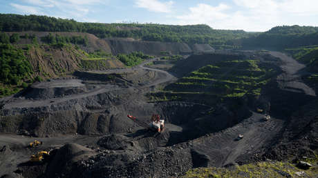 Estudio denuncia que casi la mitad de las empresas de carbón térmico incumple el Acuerdo de París contra el cambio climático
