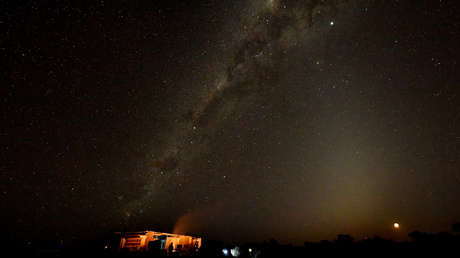 Este mes toca mirar al cielo: noviembre llega cargado de fascinantes lluvias de meteoros para todos los gustos