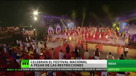 Celebran un festival nacional en la India a pesar de las restricciones por la pandemia