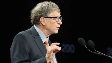 Gates predice que más del 50 % de los viajes de negocios y más de un tercio de las horas de oficina desaparecerán en el mundo posterior al covid-19