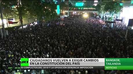 Ciudadanos de Tailandia vuelven a exigir cambios en la Constitución