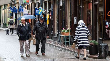 Suecia no recomienda el uso de mascarillas pese a que la Real Academia de Ciencias del país insiste en su necesidad
