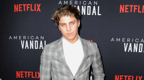 El actor Lukas Gage de 'Euphoria' publica un video en el que un director se burla de su apartamento en una audición a través de Zoom