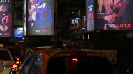 Llaman a boicotear a Netflix en la India por una escena íntima entre un musulmán y una joven hindú