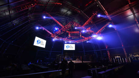 VIDEO: Luchador de MMA noquea a su rival con una espectacular patada en la cabeza