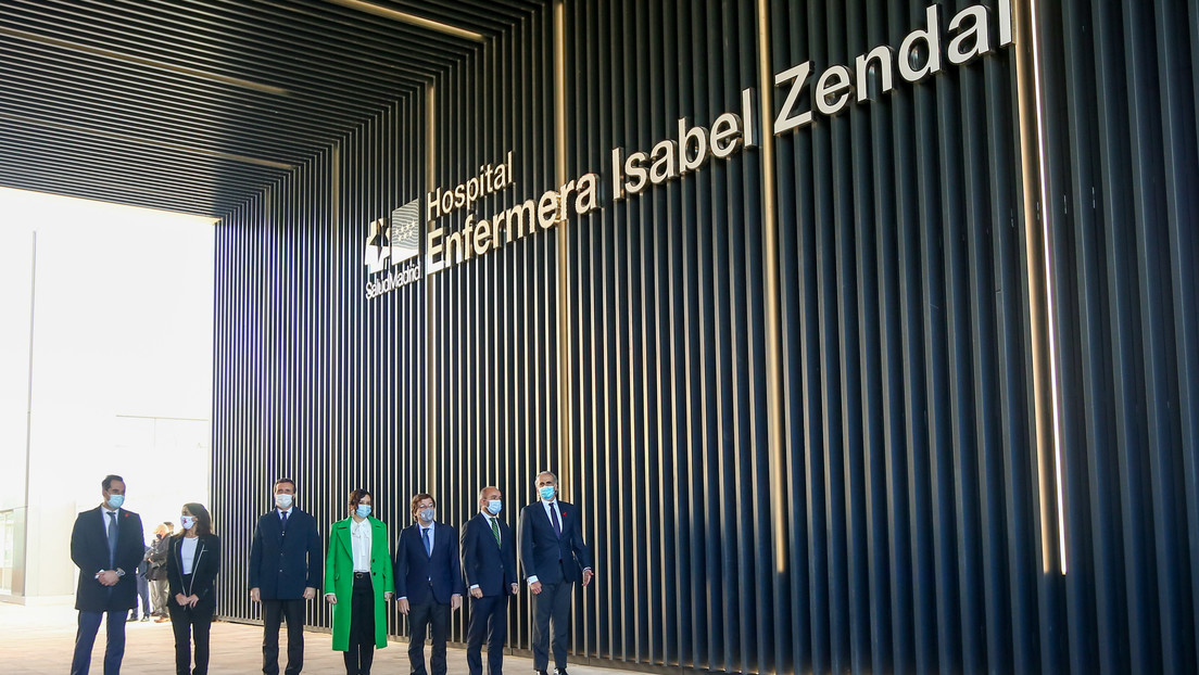¿Un acto de propaganda? Inauguran el 'hospital de pandemias' de Madrid sin quirófanos, sin personal sanitario y sin concluir las obras