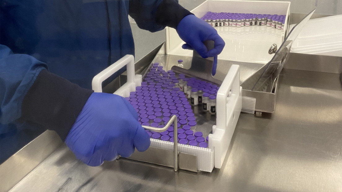 El Reino Unido se convierte en el primer país en aprobar el uso de la vacuna contra el coronavirus de Pfizer y BioNTech