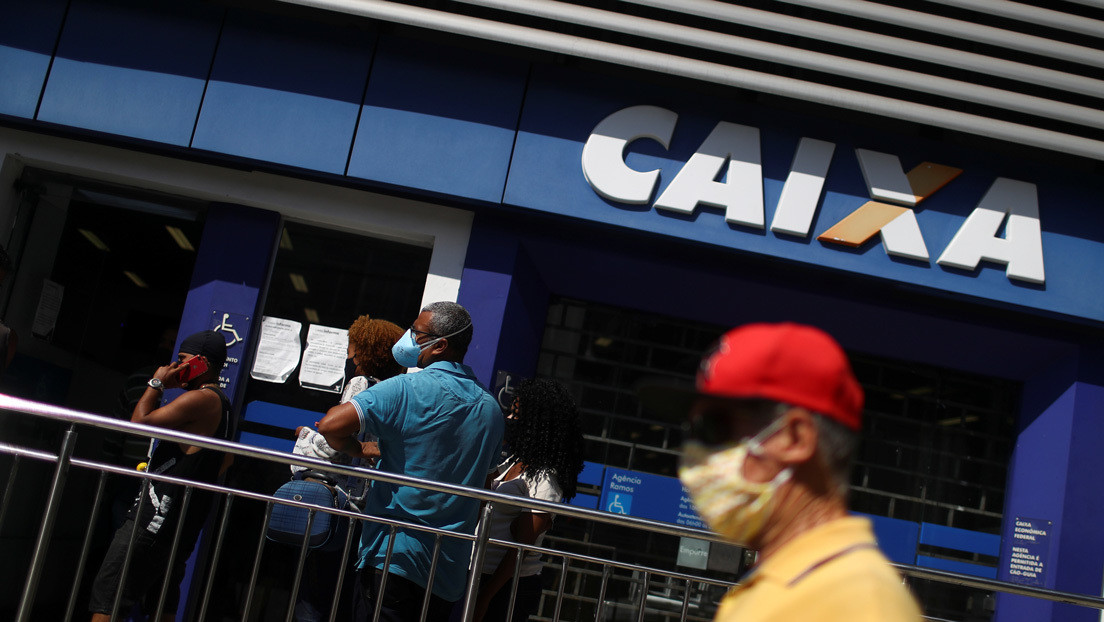 Ataque con explosivos, lanzamiento de clavos en la huída y cuatro vehículos incendiados: Brasil vive otro sorprendente atraco en un banco