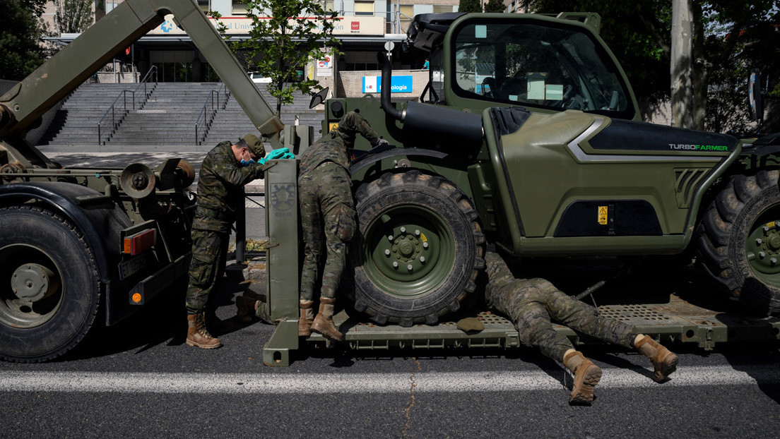 "Están tratando de movilizar a otros para presionar al Gobierno": Exmiembro del polémico chat de militares españoles retirados
