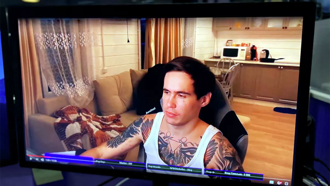 Arrestan a un bloguero ruso tras la muerte de una mujer durante su 'stream', a la que roció con gas pimienta y echó a la calle en ropa interior