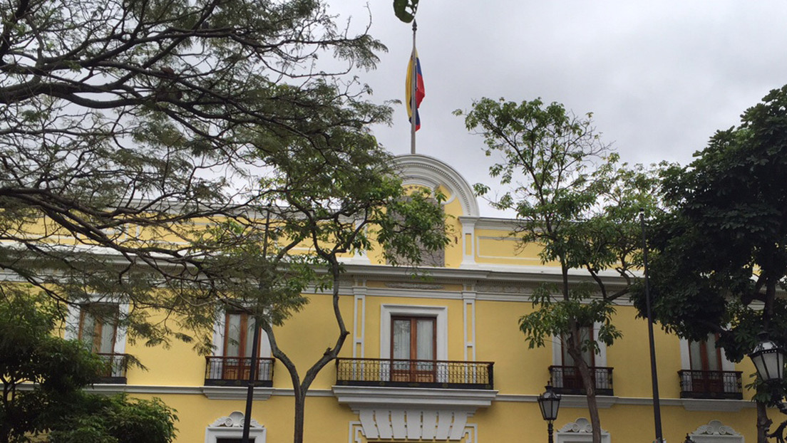 "Es lamentable que la UE persista en su política injerencista": Venezuela responde a Borrell por desconocer los resultados de las parlamentarias