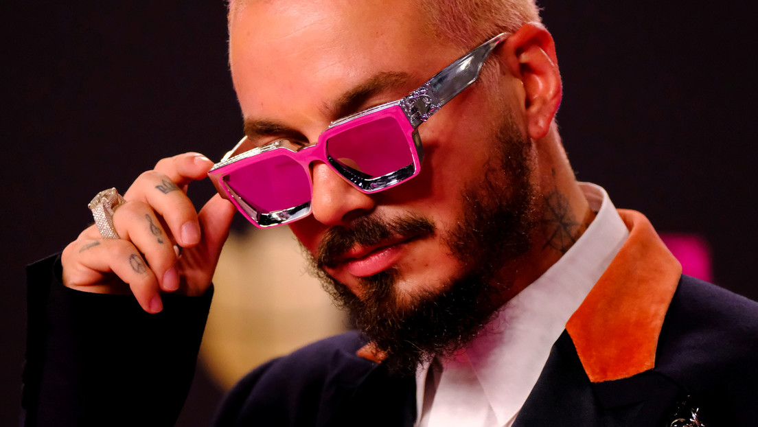 VIDEO: El presidente de Panamá arremete contra los ciudadanos que salieron masivamente a comprar las zapatillas de J. Balvin en plena pandemia