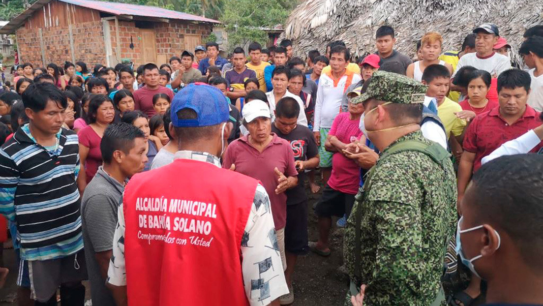 "Si derramamos más sangre, la tierra muere": La dura situación de 900 indígenas colombianos que huyeron de su pueblo tras el asesinato de su líder