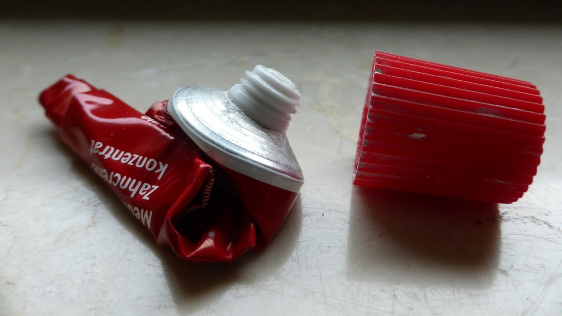 Descubren que algunas pastas dentales pueden neutralizar el 99,9% del coronavirus en dos minutos, según estudios preliminares de laboratorio