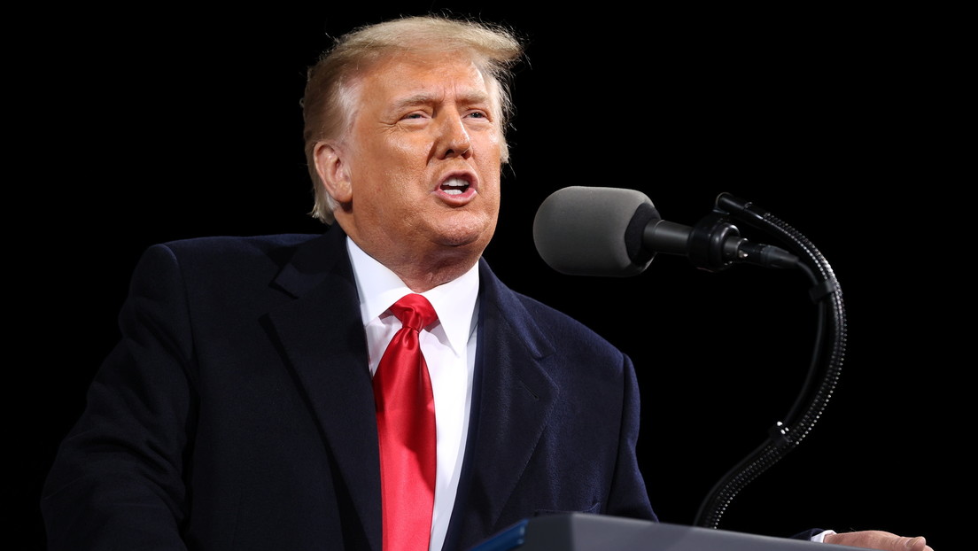 Trump firma el presupuesto provisional para dos días y evita el cierre del Gobierno