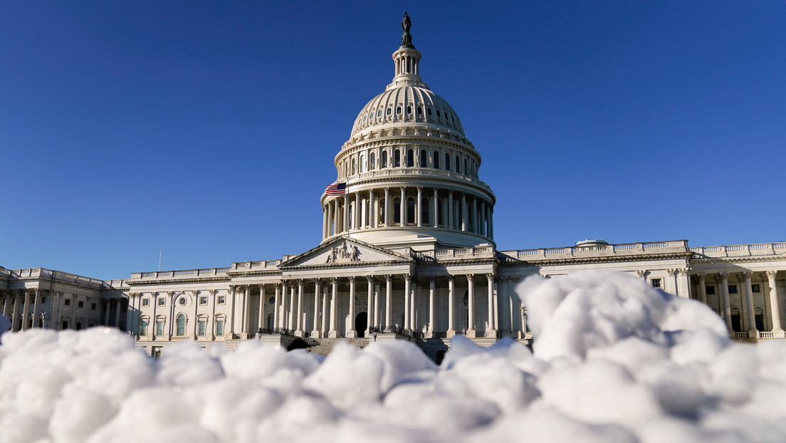 La Cámara de Representantes de EE.UU. aprueba un paquete de ayuda de 900.000 millones de dólares por el covid-19