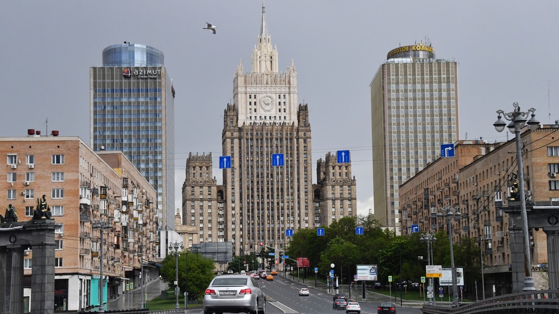 Rusia declara 'personas non grata' a dos diplomáticos colombianos