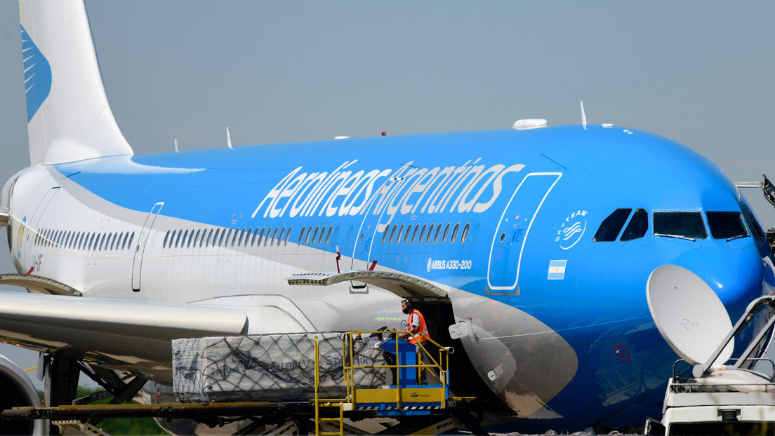 Llegan a Argentina las primeras 300.000 dosis de la vacuna Sputnik V contra el coronavirus (VIDEOS)