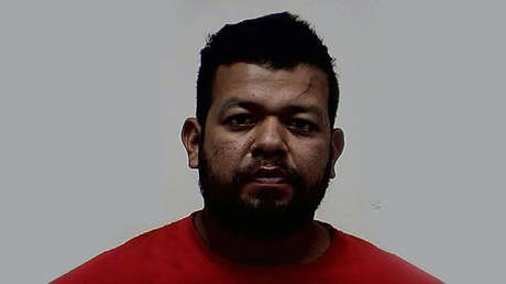 VIDEO: Una 'tiktoker' graba el momento en que un intruso irrumpe en su apartamento cuando ella se encontraba sola bailando