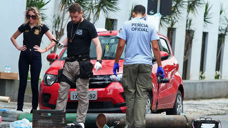 Banda criminal cerca una ciudad brasileña y toma rehenes como escudos humanos en la segunda noche de terror con robo a un banco (VIDEOS)
