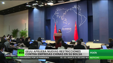 EE.UU. aprueba nuevas restricciones contra empresas chinas en su mercado bursátil