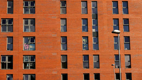 Estudiantes del Reino Unido planean llevar a cabo la mayor huelga contra los alquileres universitarios en 40 años