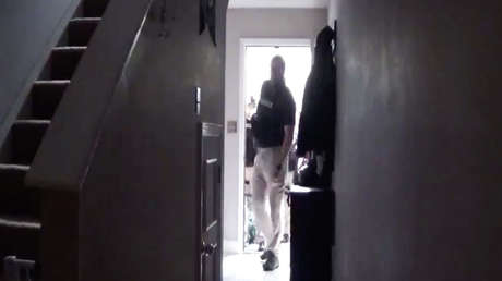 VIDEO: Allanan la casa de exempleada de Salud en Florida que denunció la manipulación de las cifras de covid-19