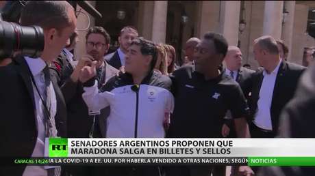 Senadores argentinos proponen que Maradona salga en billetes y sellos postales