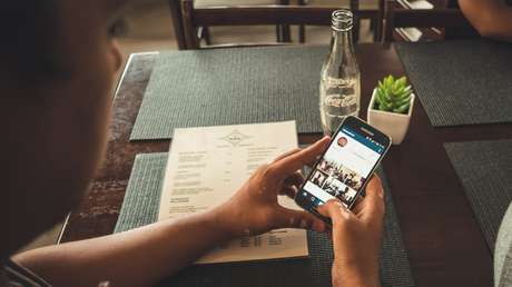 Científicos alertan sobre cuántos minutos al día en las redes sociales son necesarios para deprimirte