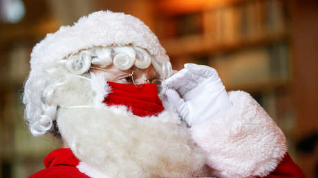 Polémica por un anuncio navideño que muestra a Papá Noel gravemente enfermo con covid-19 (VIDEO)