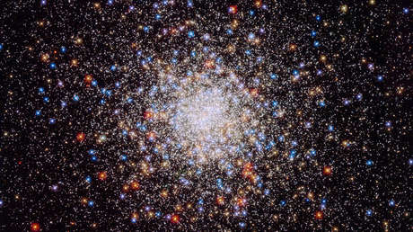 "Gemas celestiales": La NASA publica más de 50 nuevas imágenes para celebrar las tres décadas del telescopio Hubble