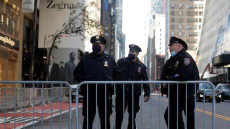 La Policía de Nueva York abate a un hombre armado que abrió fuego cerca de una iglesia