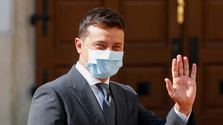 Zelenski dice que no puede justificar el rechazo a las vacunas rusas contra el covid-19 mientras Occidente no le suministre las suyas