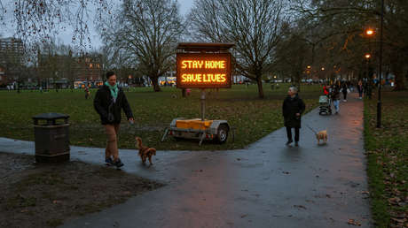 Las acciones europeas caen a niveles mínimos de hace casi dos meses debido al temor a la nueva cepa del covid-19