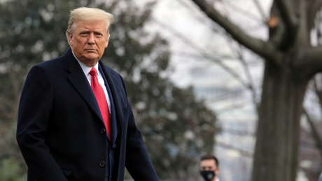 "Es una vergüenza": Trump critica al Congreso y pide que enmiende el proyecto de ley de alivio económico por el covid-19