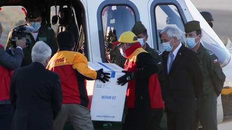 Llegan a Chile las primeras 10.000 dosis de la vacuna de Pfizer contra el covid-19