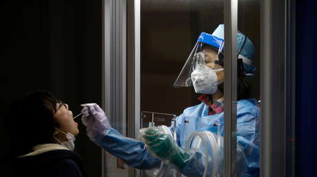 Corea del Sur registra un récord de casos diarios de covid-19 tras un brote en una prisión de Seúl