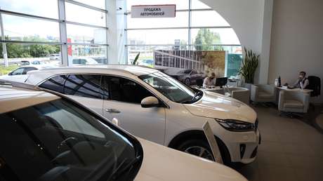 Compra un auto por 6.700 dólares y descubre que tiene multas por 27.000 dólares