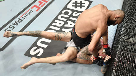 Khamzat Chimáev llama "gallina" a Conor McGregor y promete "aplastarlo"